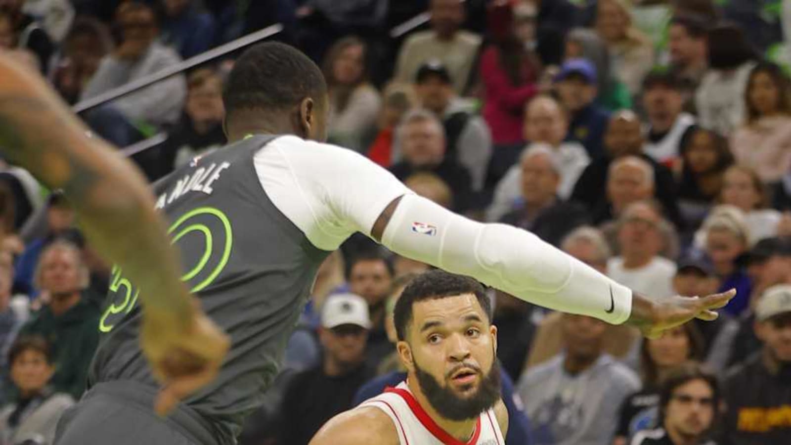 Julius Randle, Rudy Gobert mocked for lowlights against Rockets