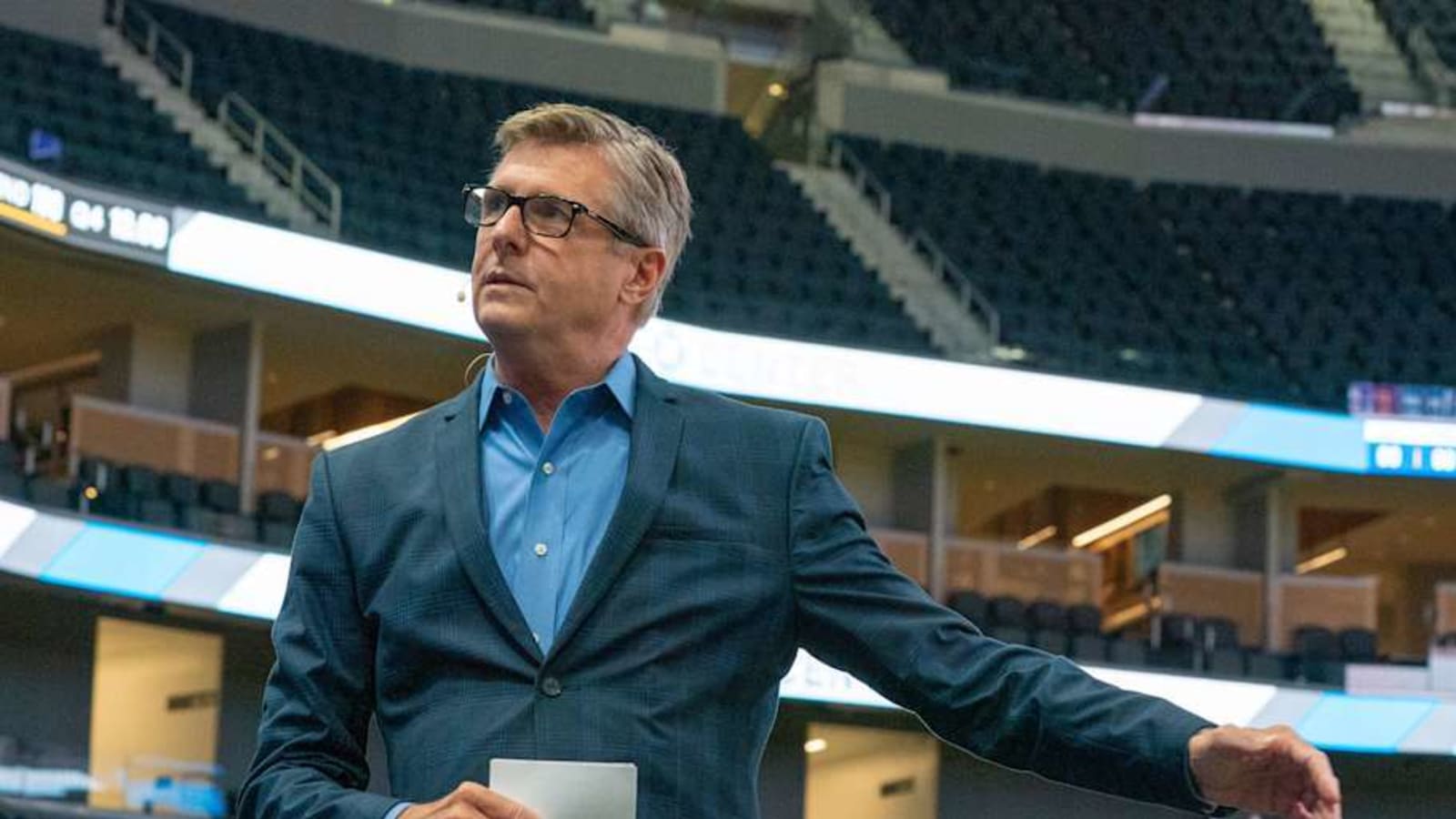Mavericks Hire Hall of Fame Executive as CEO