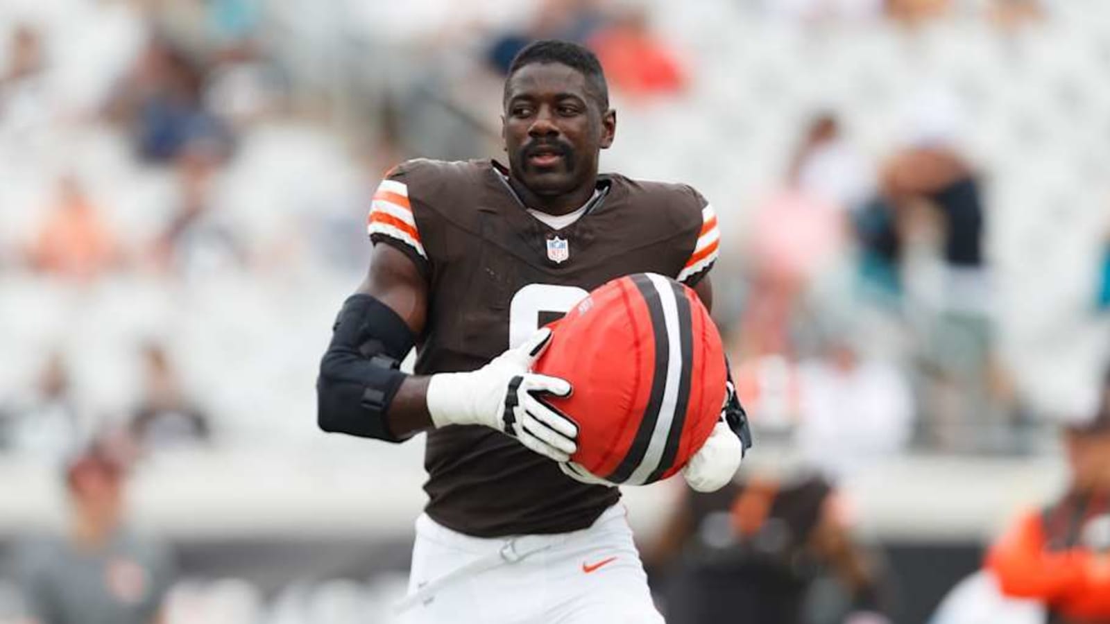 Browns Receive Major Injury Update on Star Linebacker