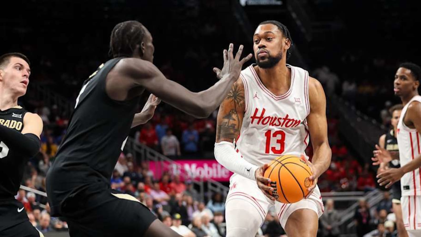 Houston Starting Big Man J&#39;Wan Roberts Reportedly &#39;Not Expected to Play&#39; Against BYU