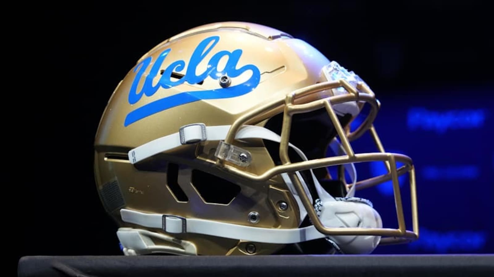 Key UCLA OL Hits the Portal