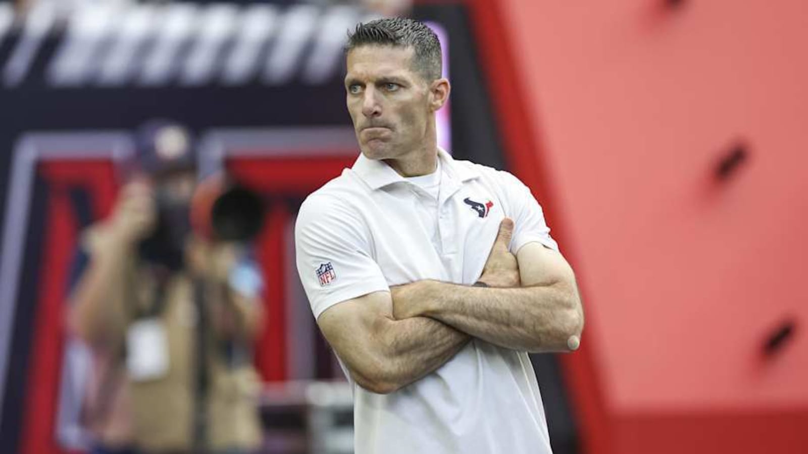 Texans GM Nick Caserio doesn&#39;t seem pleased with NFL after Mario Edwards suspension