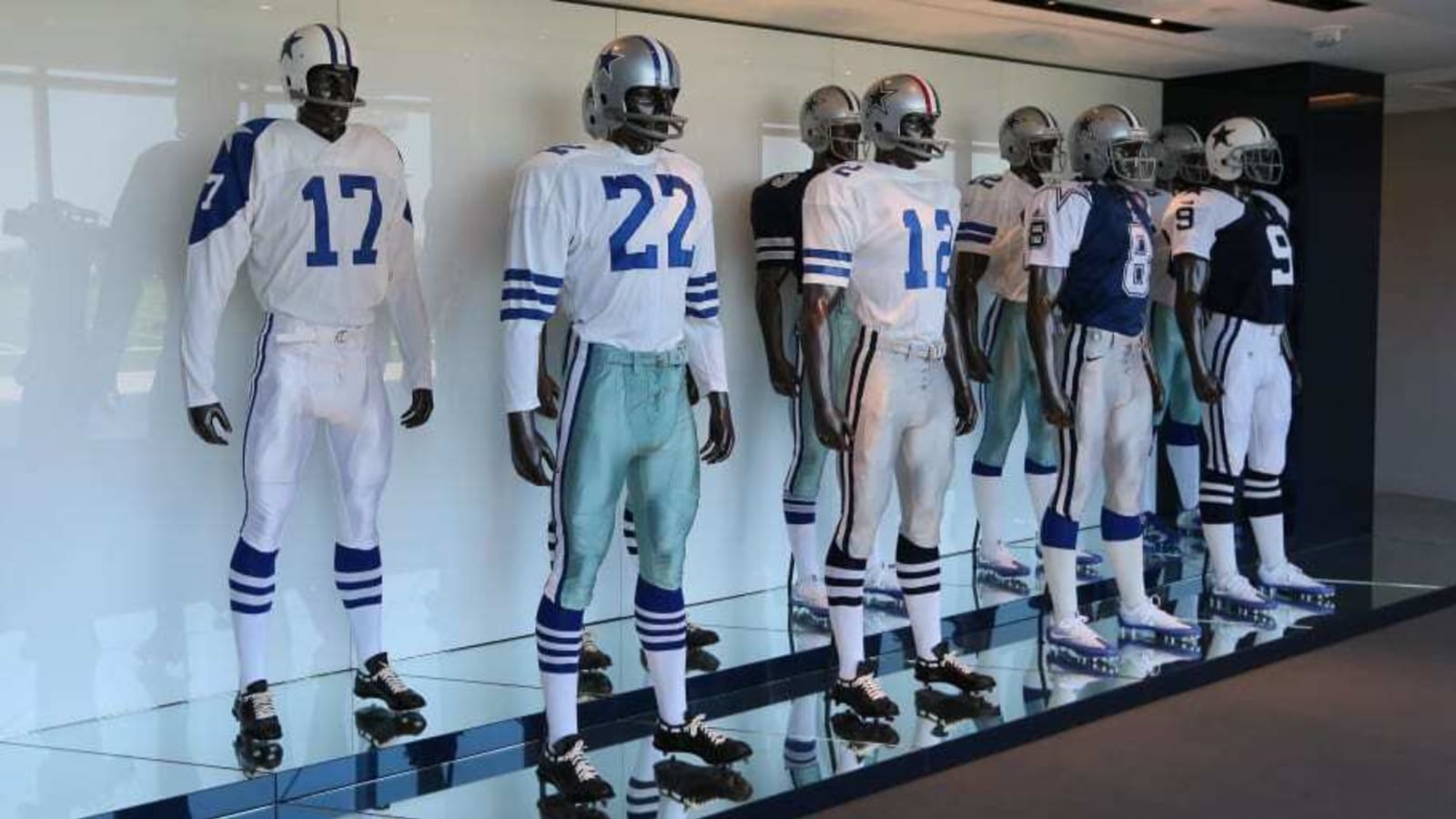 It’s time for the Dallas Cowboys to unveil new uniforms