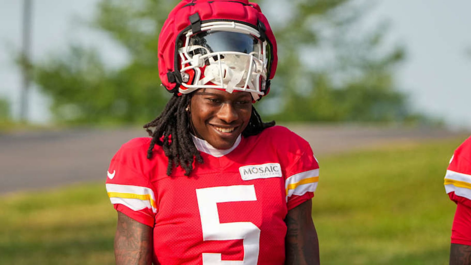 Chiefs Coach Discusses Pending Return of Hollywood Brown – When Could the WR Be Back?