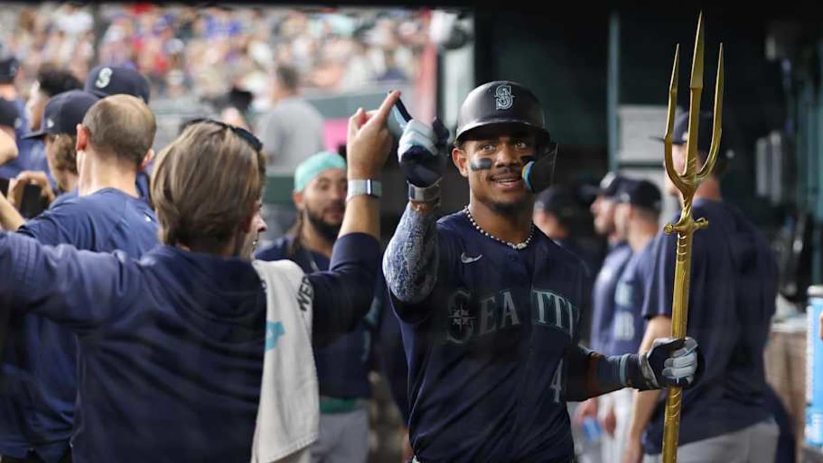 Seattle Mariners Will Keep Television Broadcasts the Same in 2025, Despite MLB Partnership