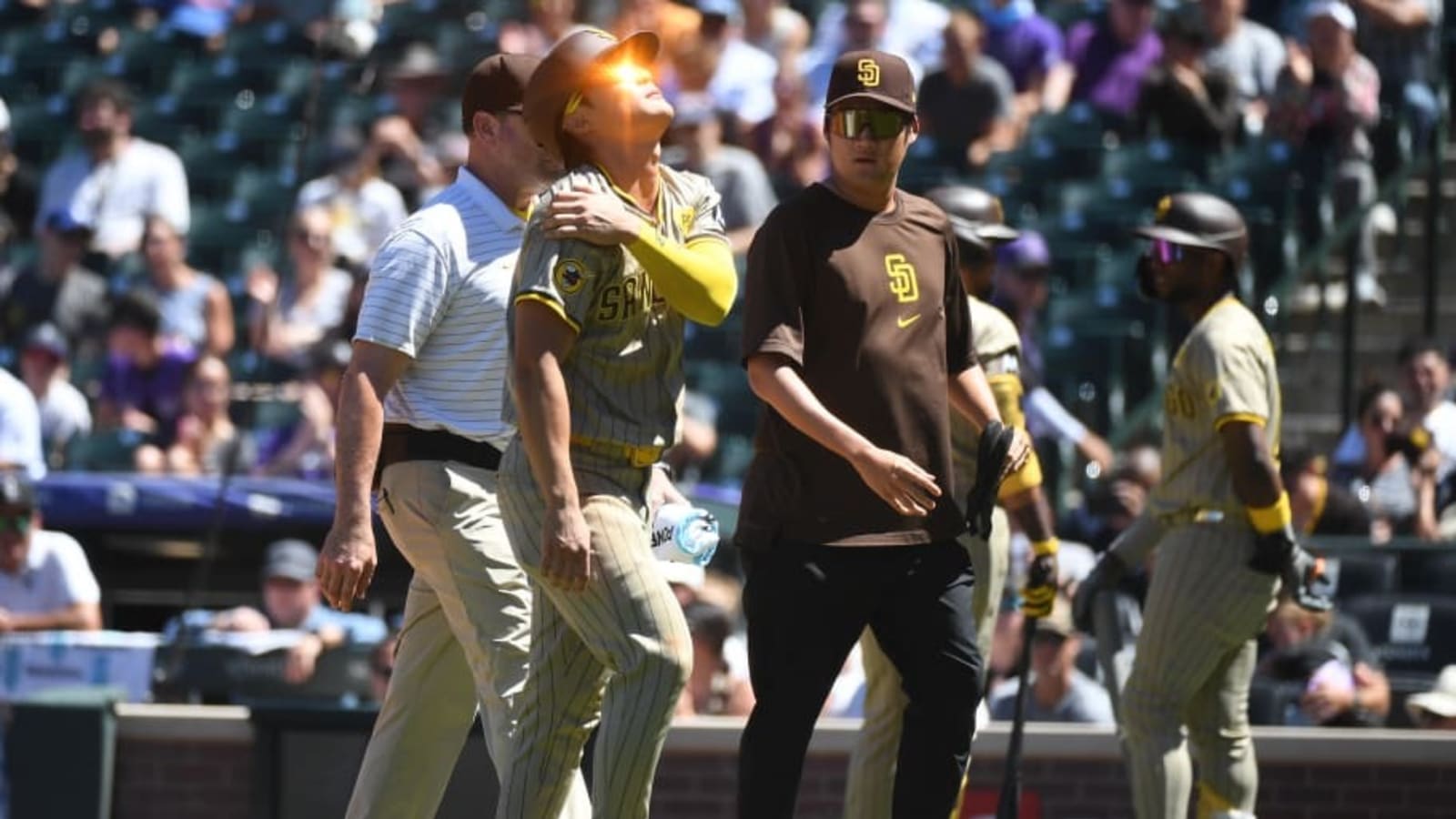 San Diego Padres&#39; Ha-Seong Kim Lands on Injured List With Shoulder Inflammation