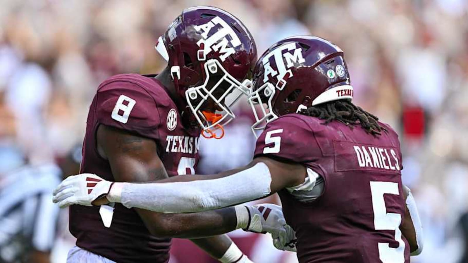Texas A&M Aggies OC Collin Klein Reveals Plan After Le&#39;Veon Moss Injury