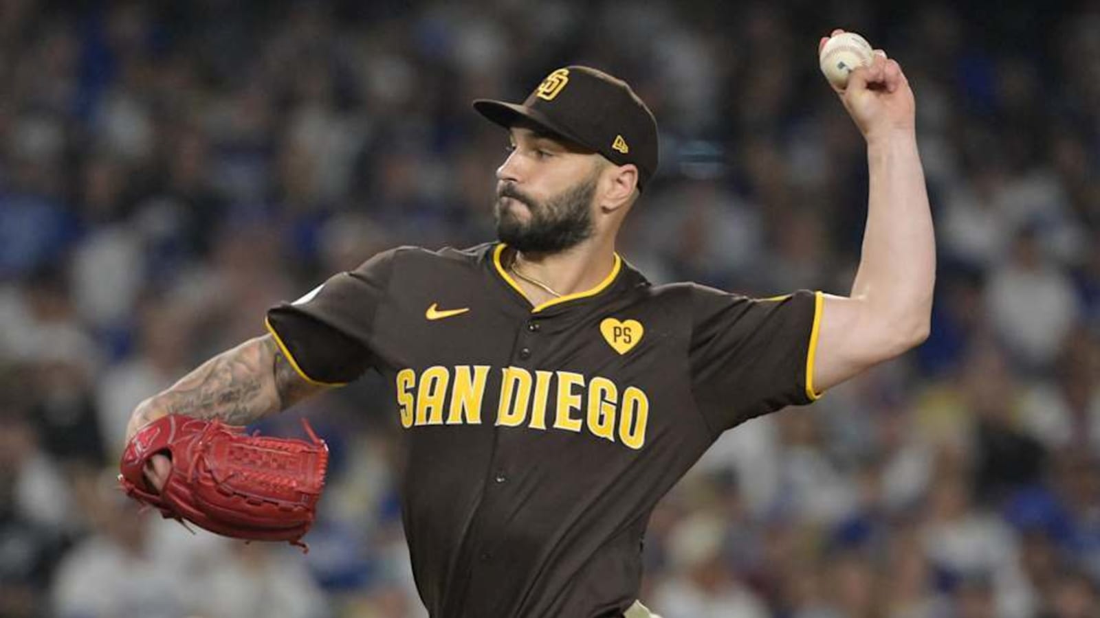 Braves Insider đưa ra trường hợp ký hợp đồng với Padres FA Lefty Relief Pitcher
