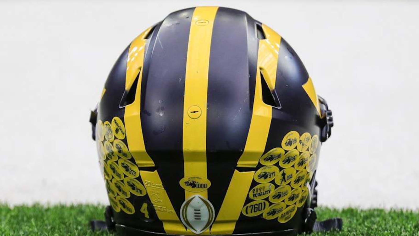  Michigan Football projected to land elite 5-star prospect