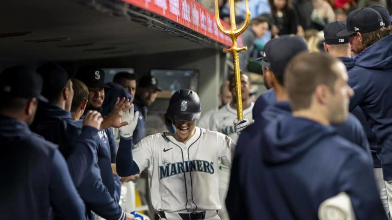 Mariners Use More Late-Game Magic to Beat Astros, Here&#39;s How it Happened