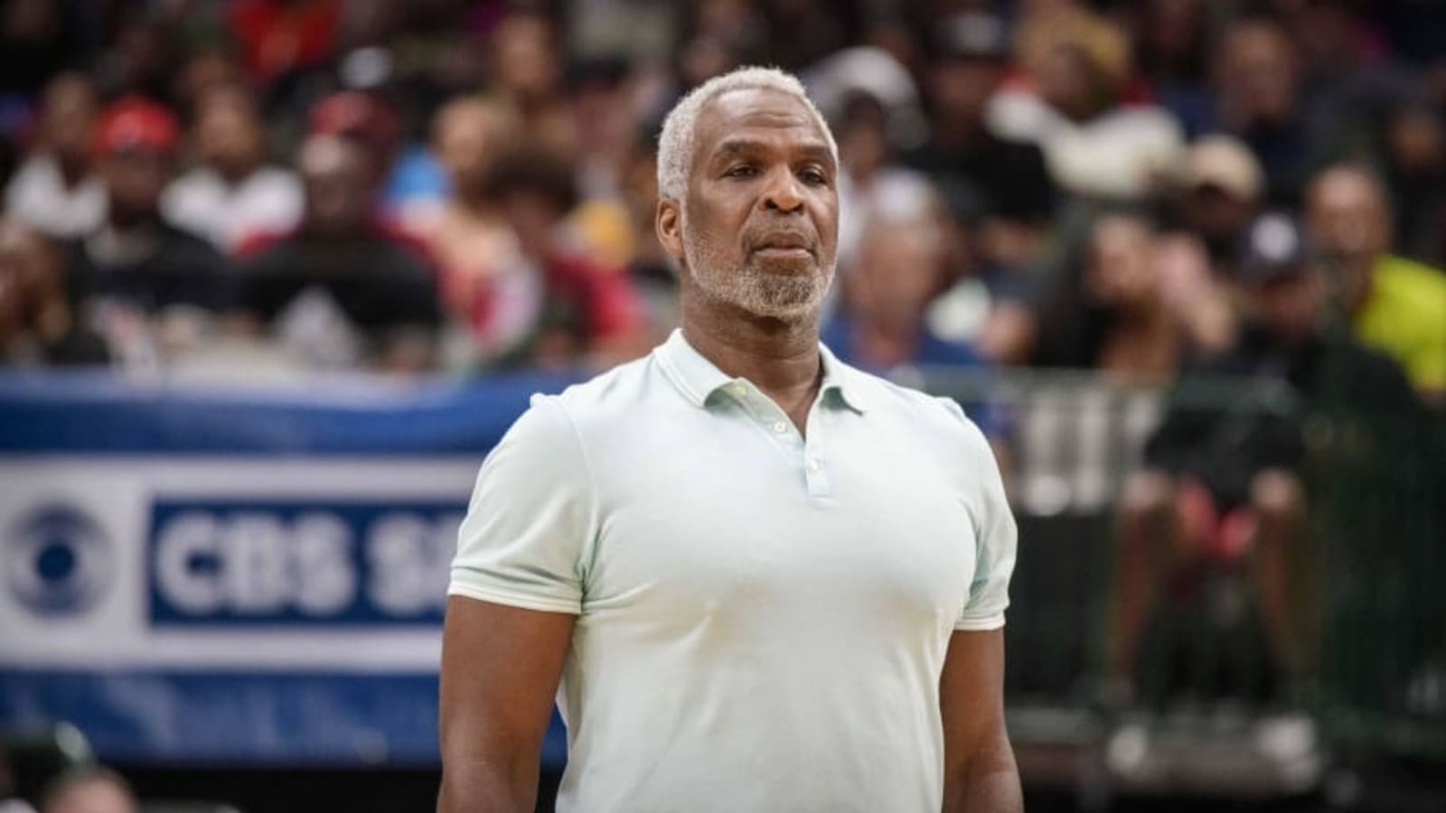 Video Shows Charles Oakley Is An Enforcer As A Coach Just Like His Playing Days