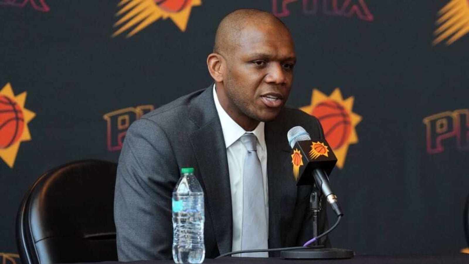 First Look: Suns&#39; Summer League Roster, Schedule