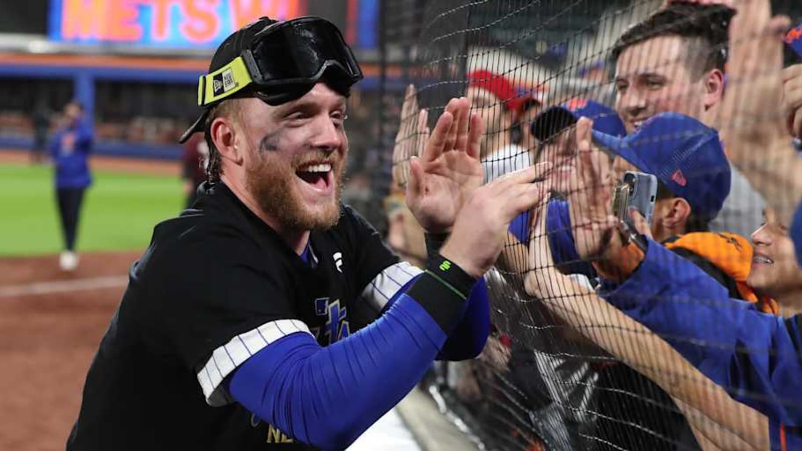 Former Mets Outfielder Harrison Bader Signs One-Year Deal With Twins