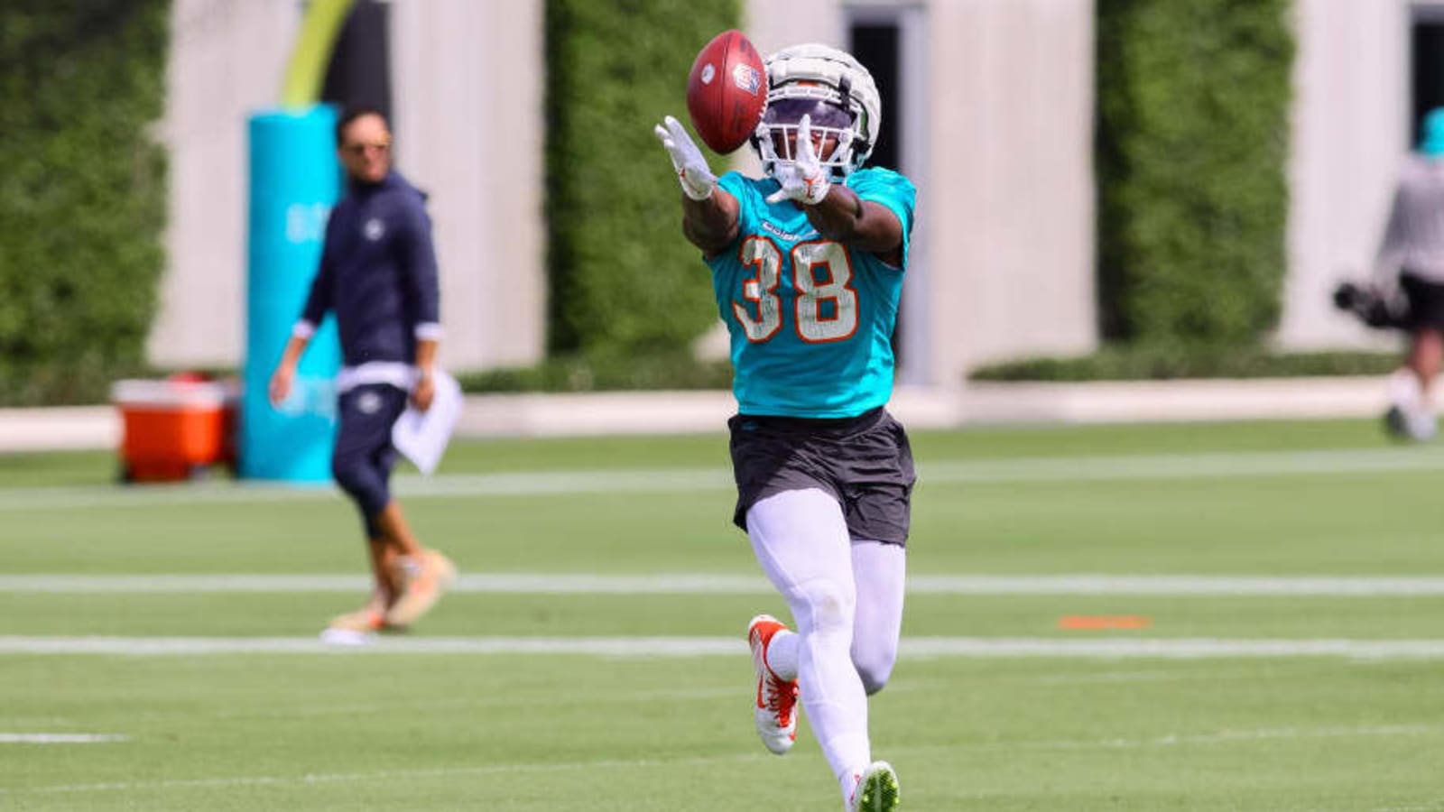 Former Dolphins Safety Finds a New Team