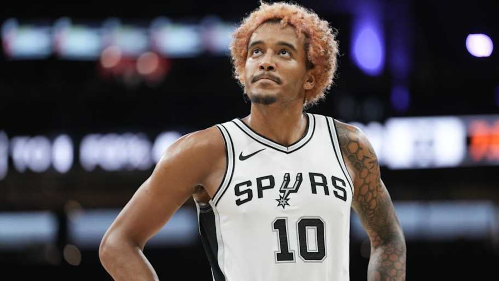 Spurs Preseason: San Antonio Exercises Team Option on 4 Players for 2025-26 Season