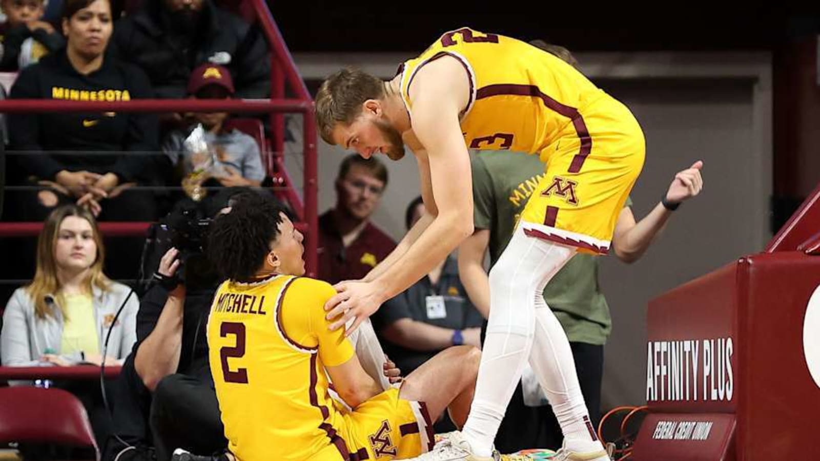 Mike Mitchell Jr. out, Dawson Garcia questionable for Gophers-North Texas