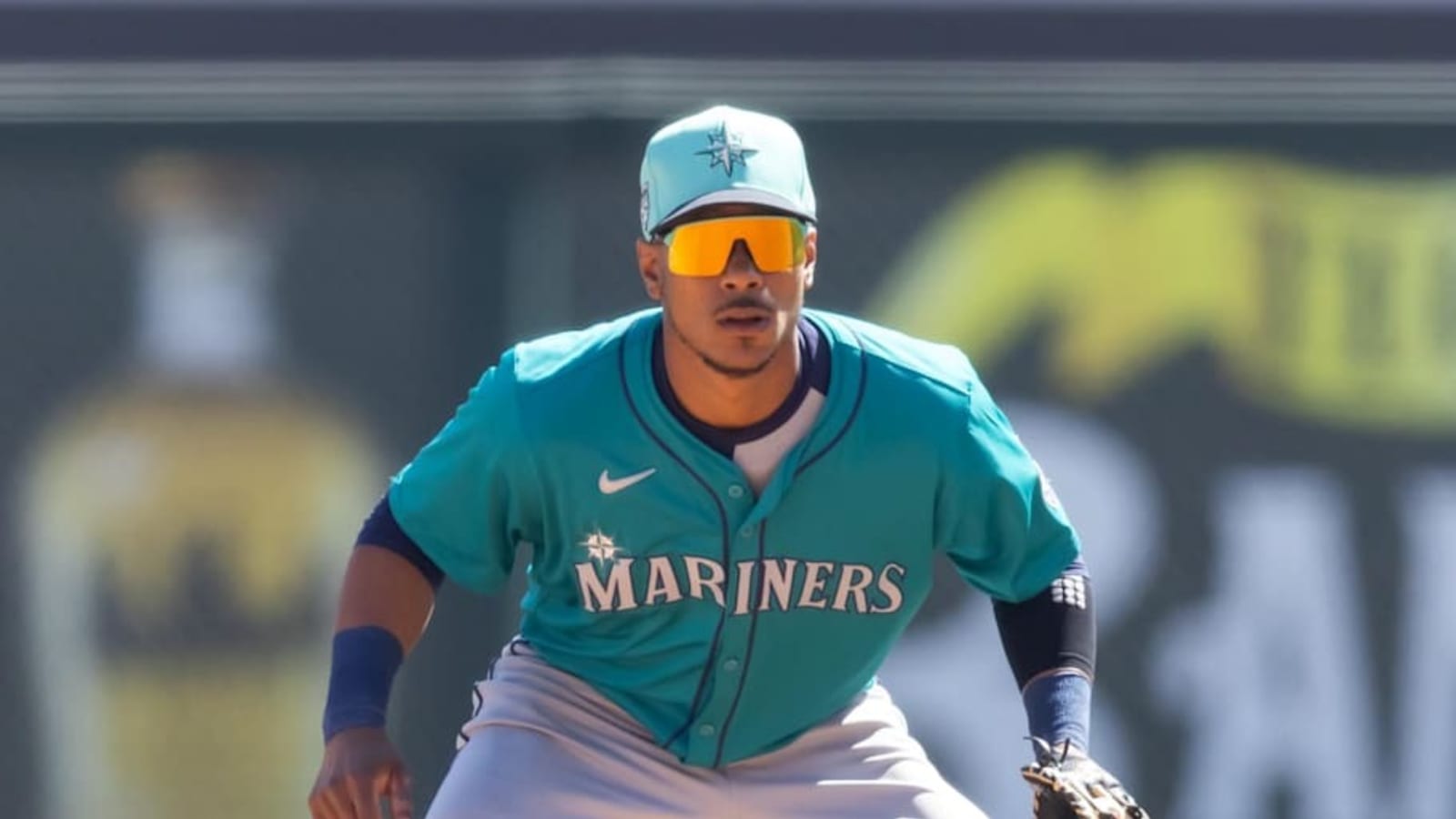 Seattle Mariners Officially Announce Re-Signing of Infielder Jorge Polanco