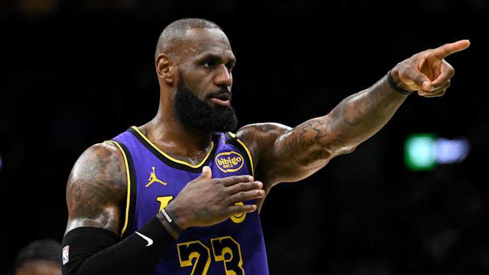 Luka Doncic, LeBron James On Los Angeles Lakers' Injury Report vs. Chicago Bulls