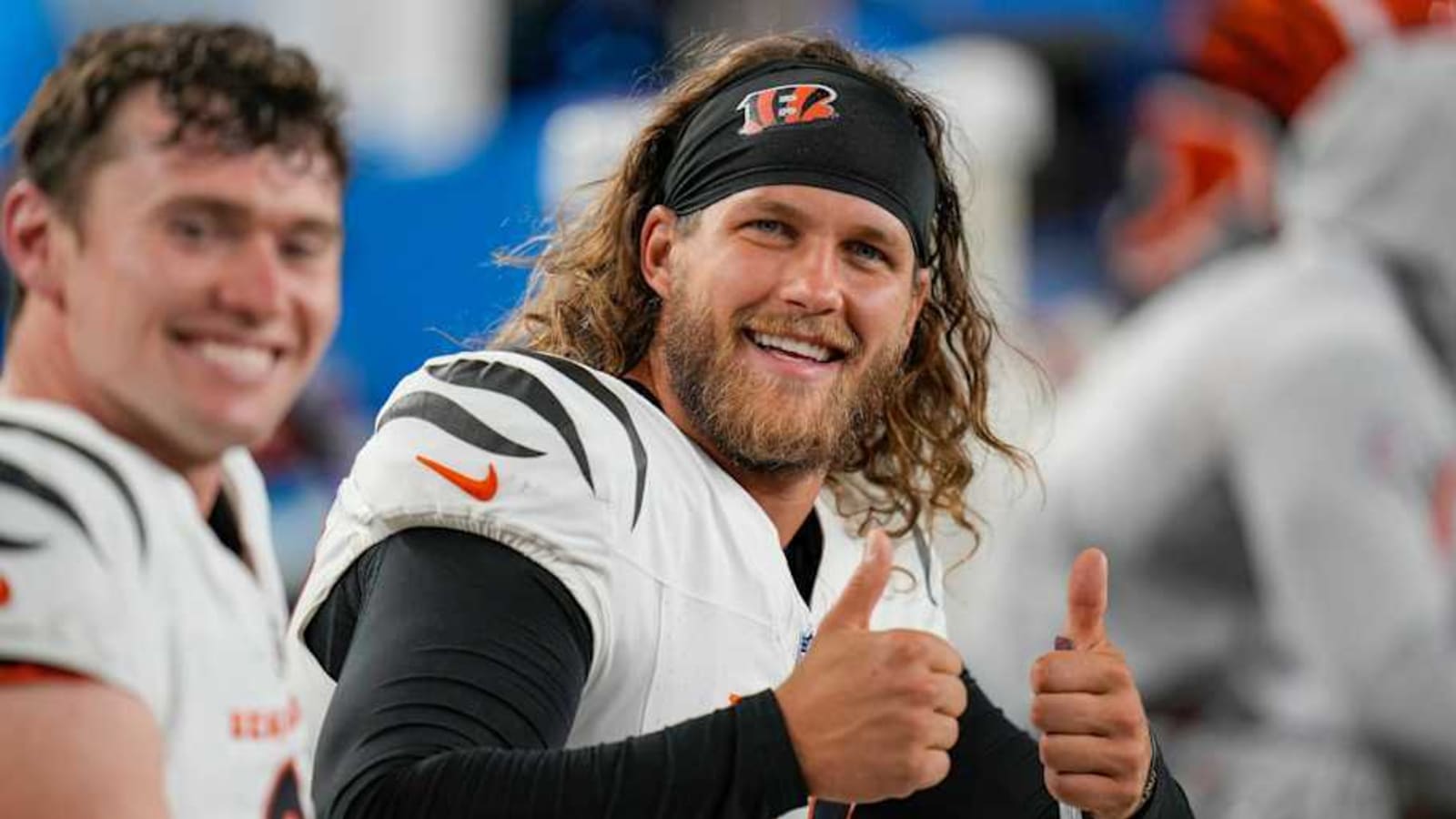 Bengals Re-Sign Former Pitt Star Long Snapper