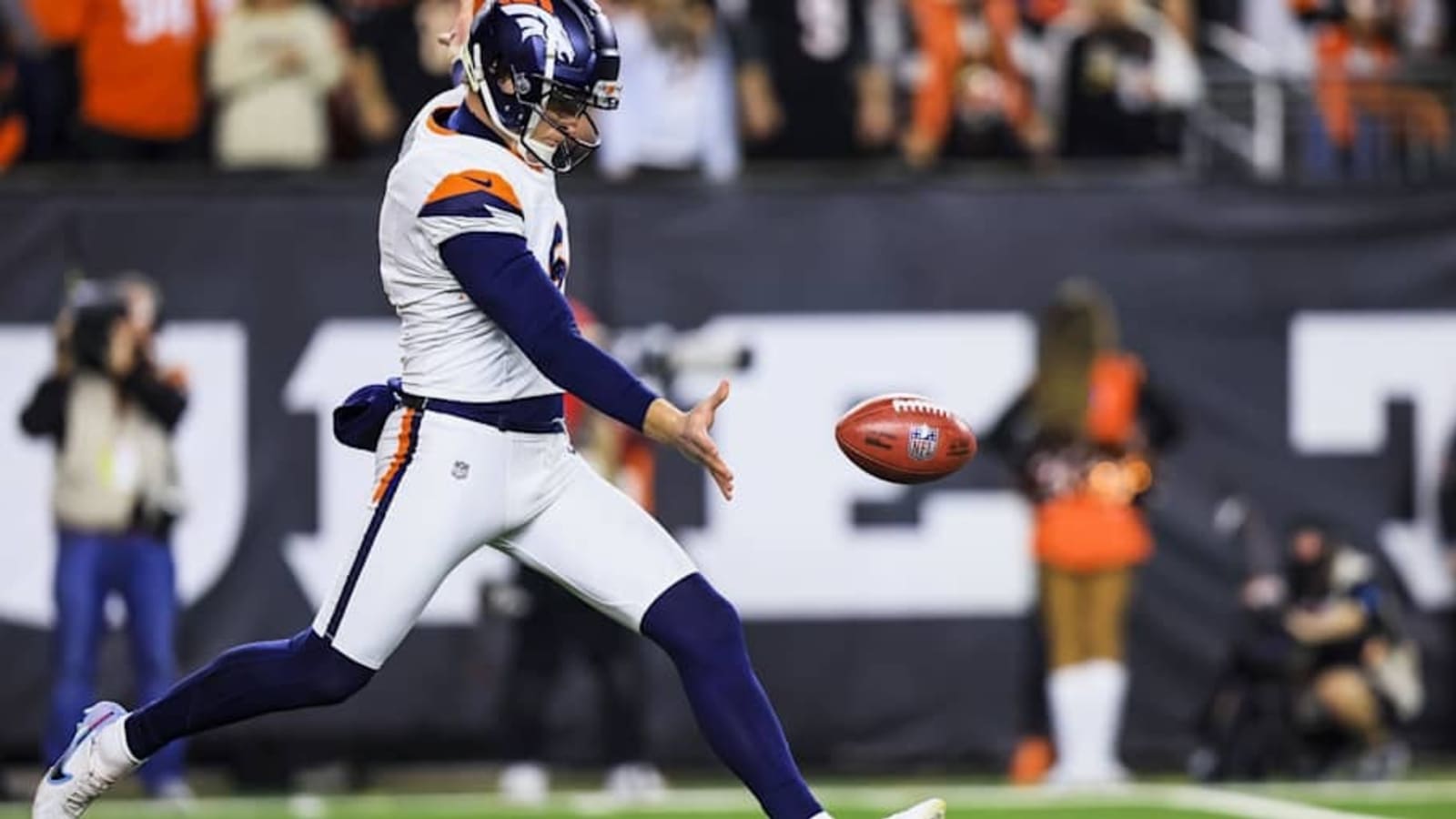Report: Broncos Lose P Riley Dixon to Buccaneers
