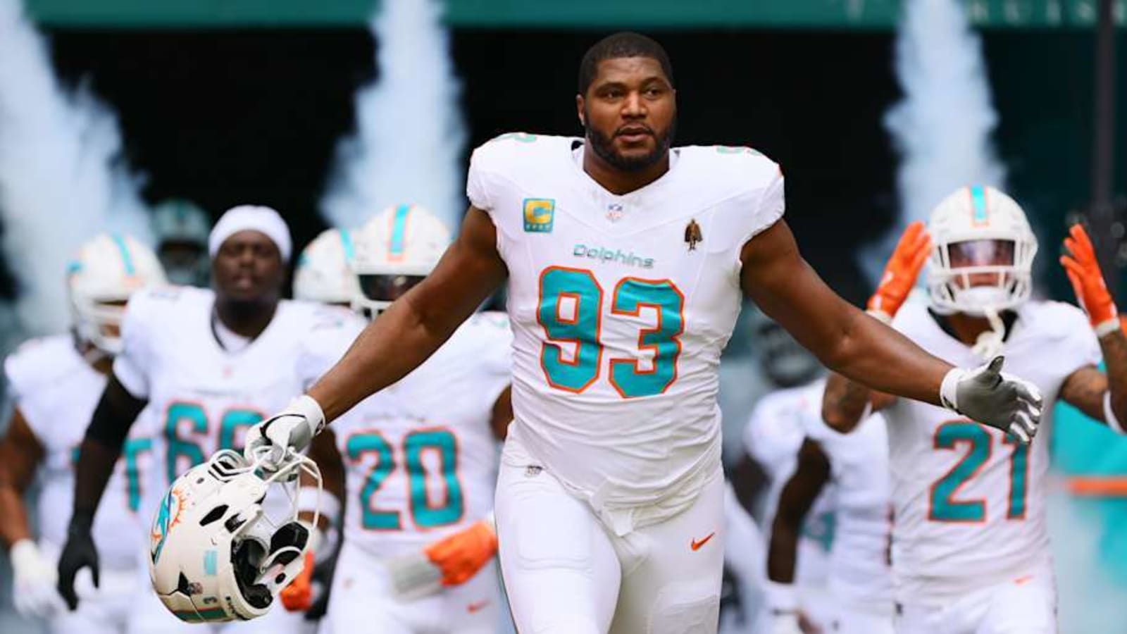 Why the 49ers Should Sign Calais Campbell