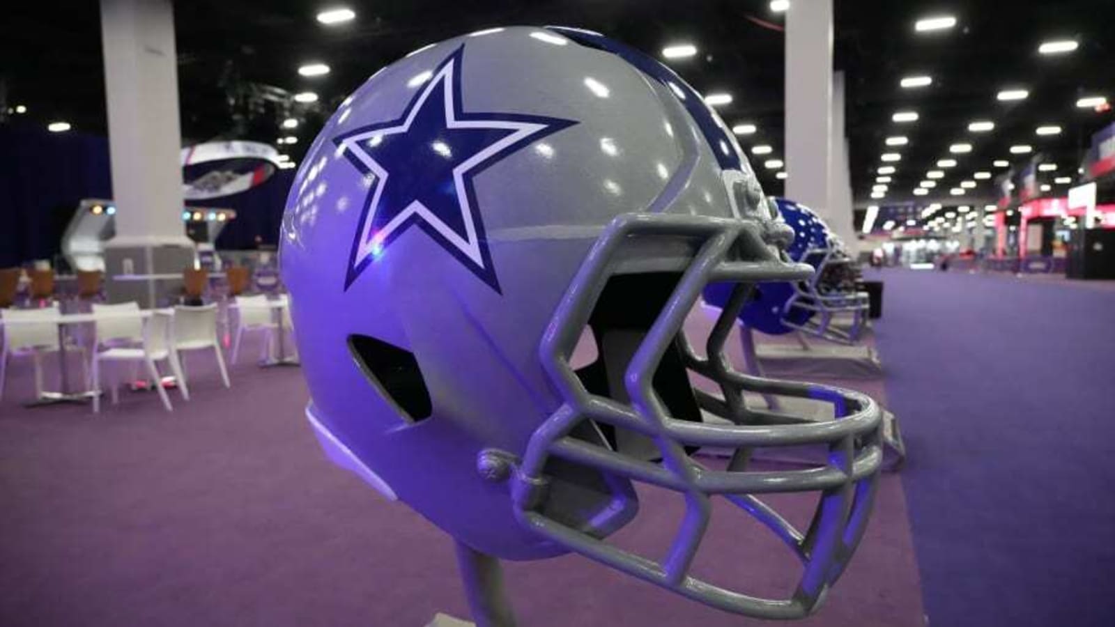 Best Dallas Cowboys player to wear jersey No. 63