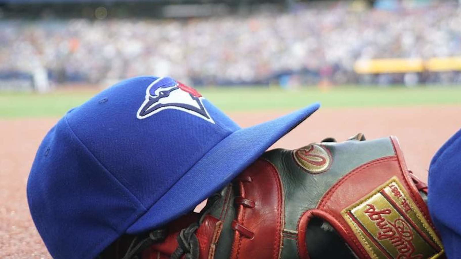 Toronto Blue Jays Officially Sign Top International Prospect Out of Dominican Republic