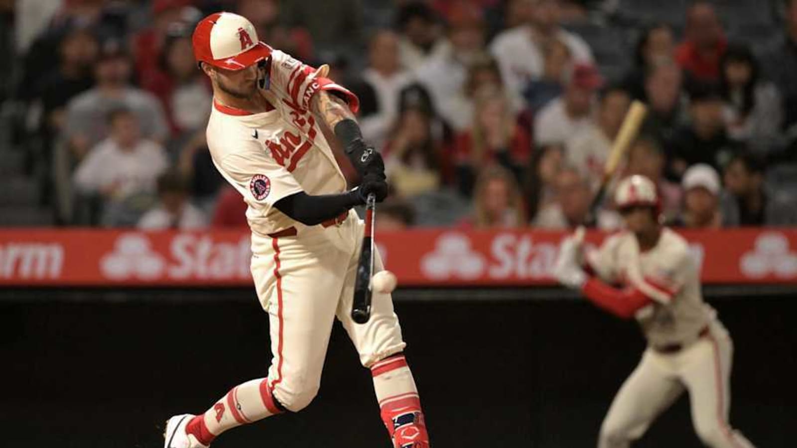Angels Free Agent Infielder Signs With NL Powerhouse