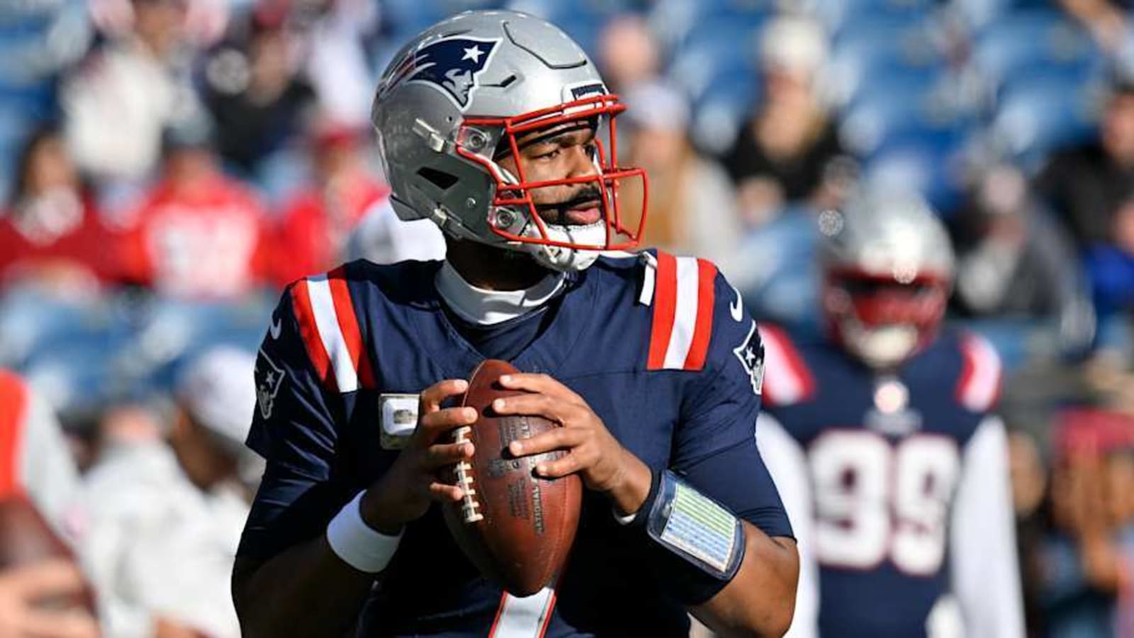 Steelers Urged to Sign Patriots QB