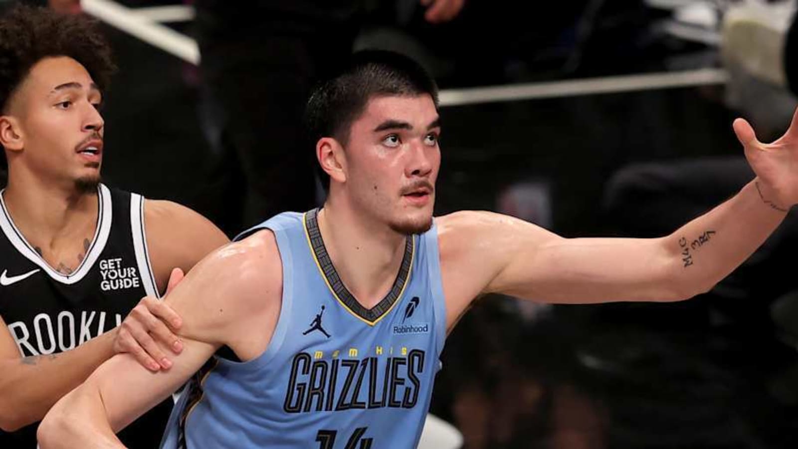 Grizzlies’ Zach Edey Dominates with College-Like Stat Line