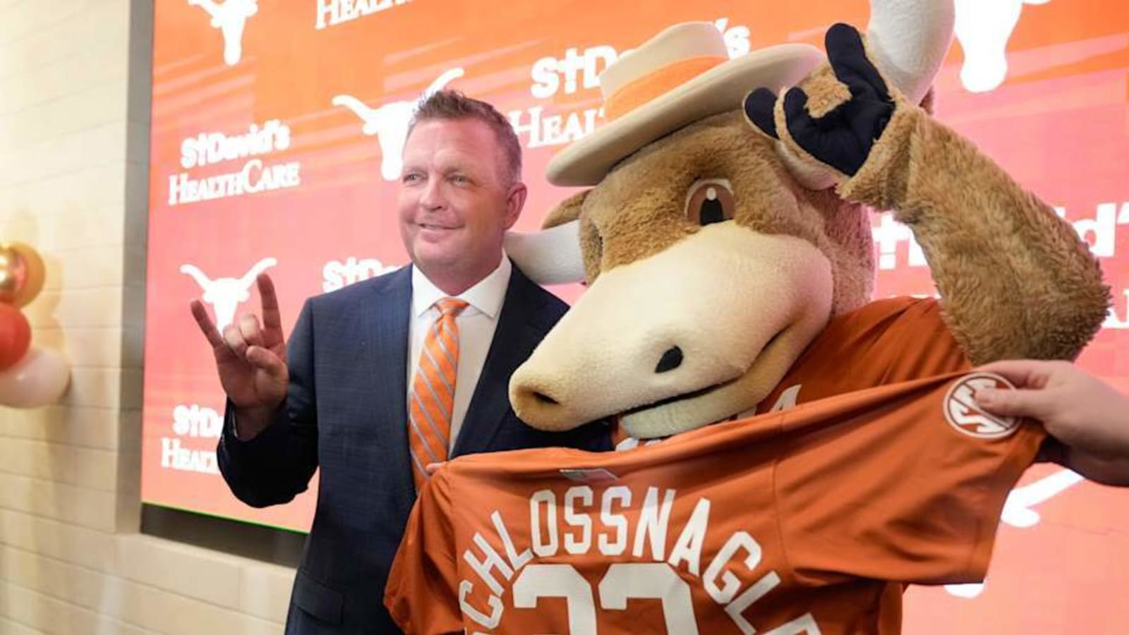 Texas Baseball Wins Alumni Game, MVP Announced