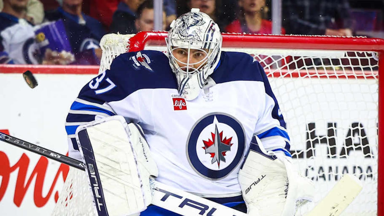 Jets Goalie Named Second Star of Week