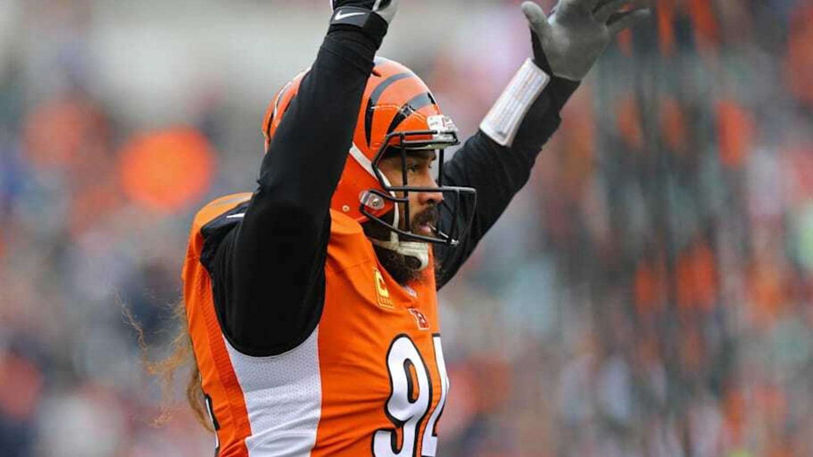 Report: Colorado Hiring Former Bengals Defensive Tackle Domata Peko as Defensive Line Coach