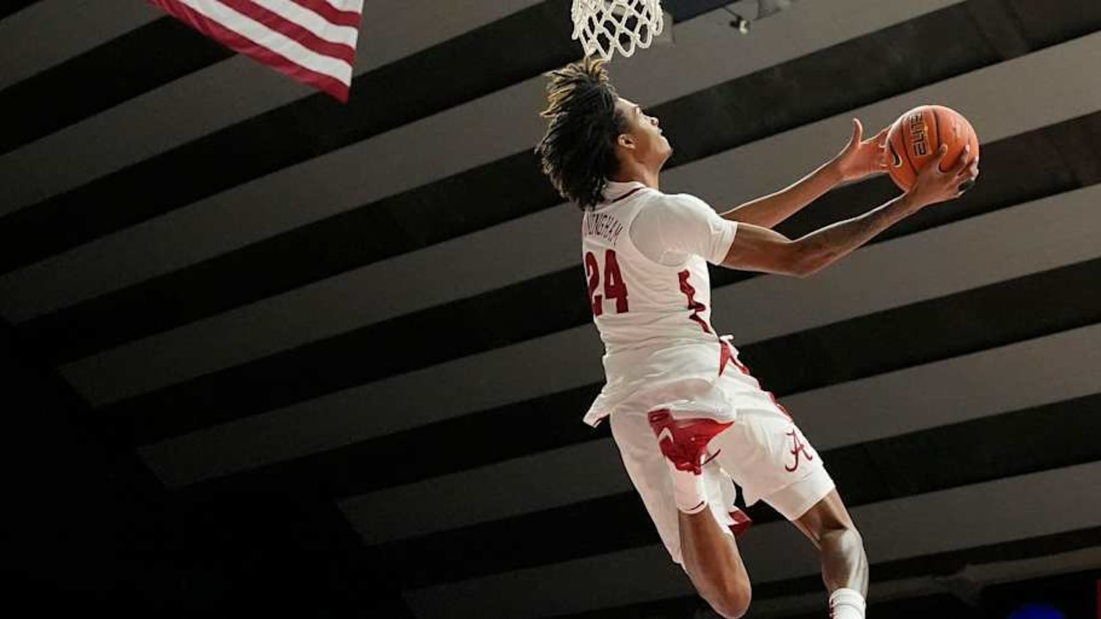 Alabama Freshman Naas Cunningham Entering Transfer Portal