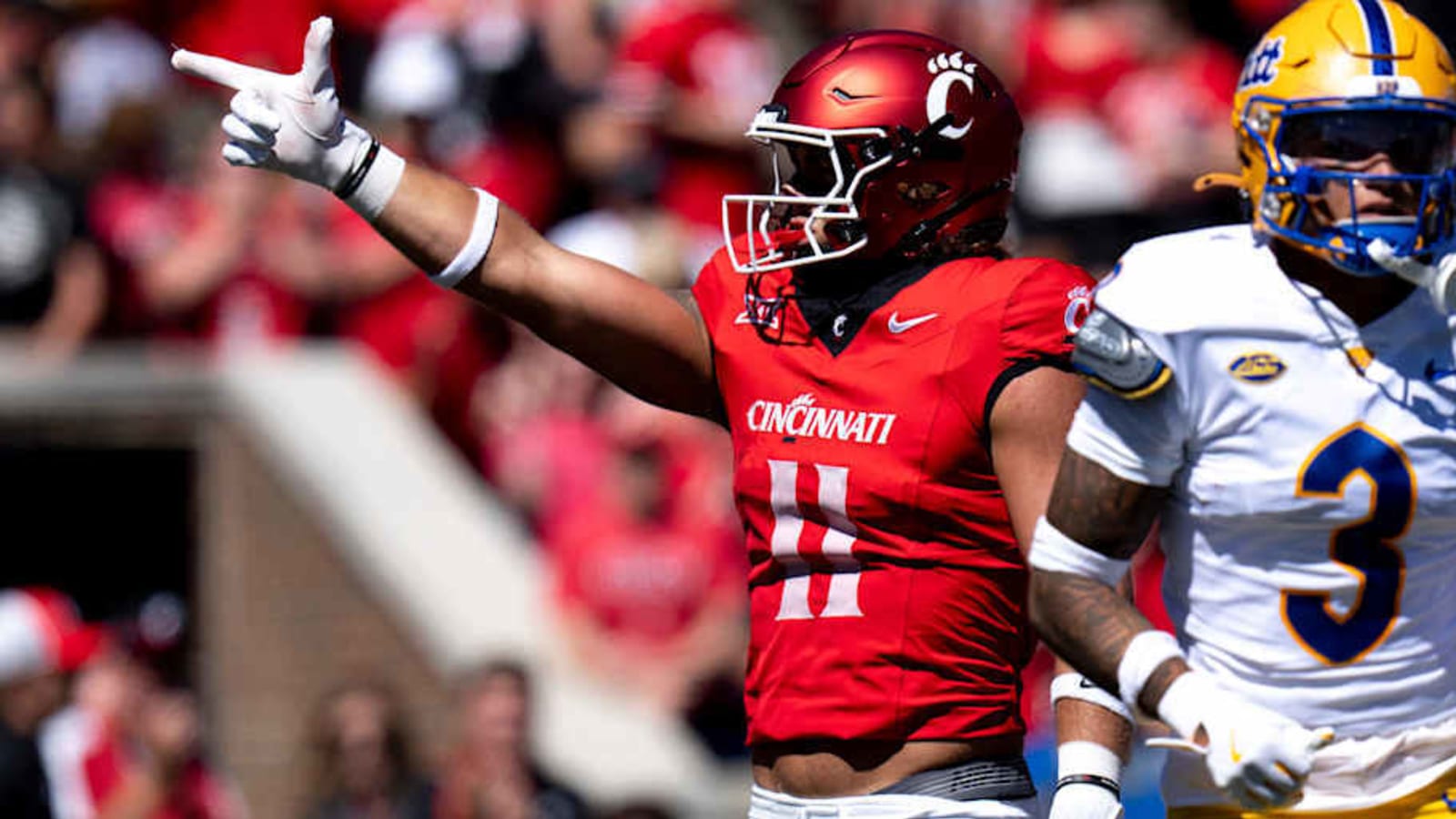 Watch: Joe Royer Discusses Falling in Love With Football Again, Source of Sure Hands, And More
