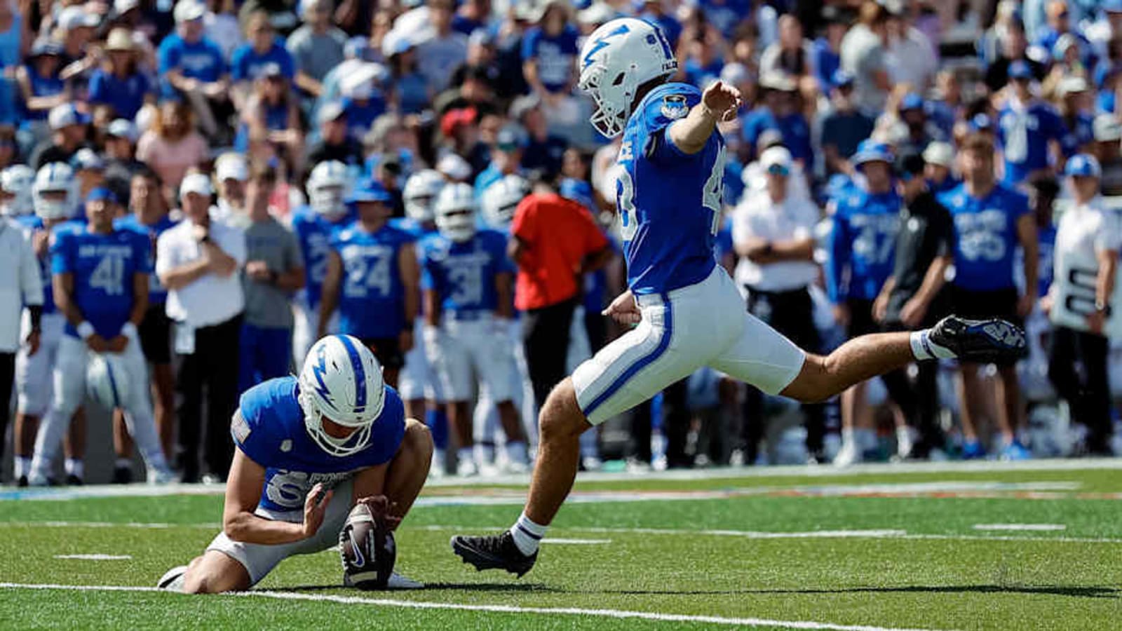 Air Force Stars Luke Freer, Alex Moore Named to All-Mountain West Team