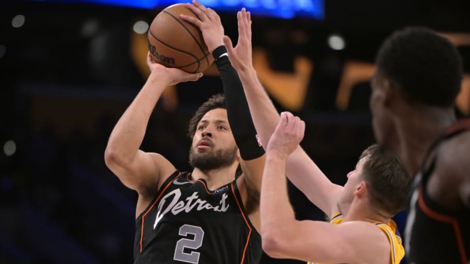LA Lakers Standout Goes Viral Shooting Down Pistons Fan’s Proposal