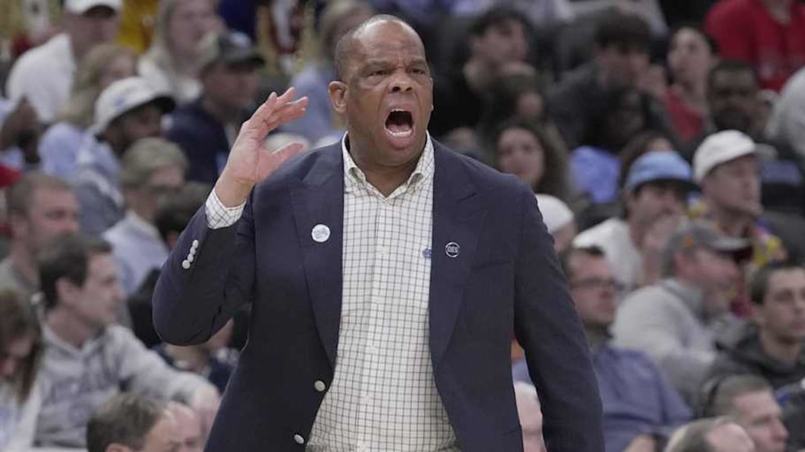 Elite UNC Basketball Transfer Target Heads Elsewhere for Visit