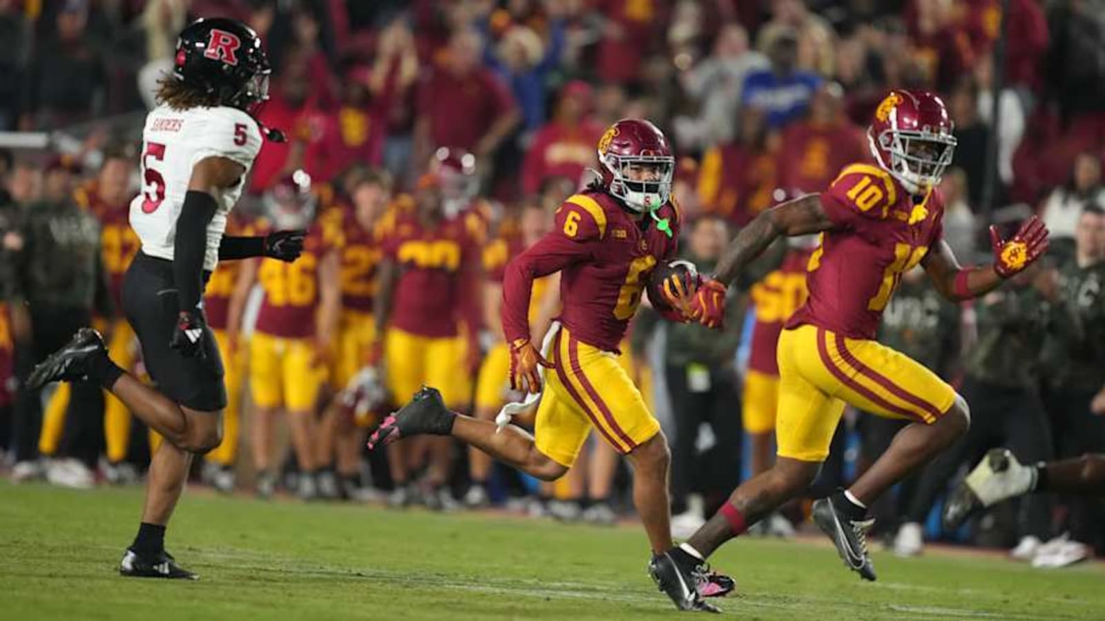 USC Trojans, Washington Huskies Prediction: USC In Danger of Fourth Road Upset?