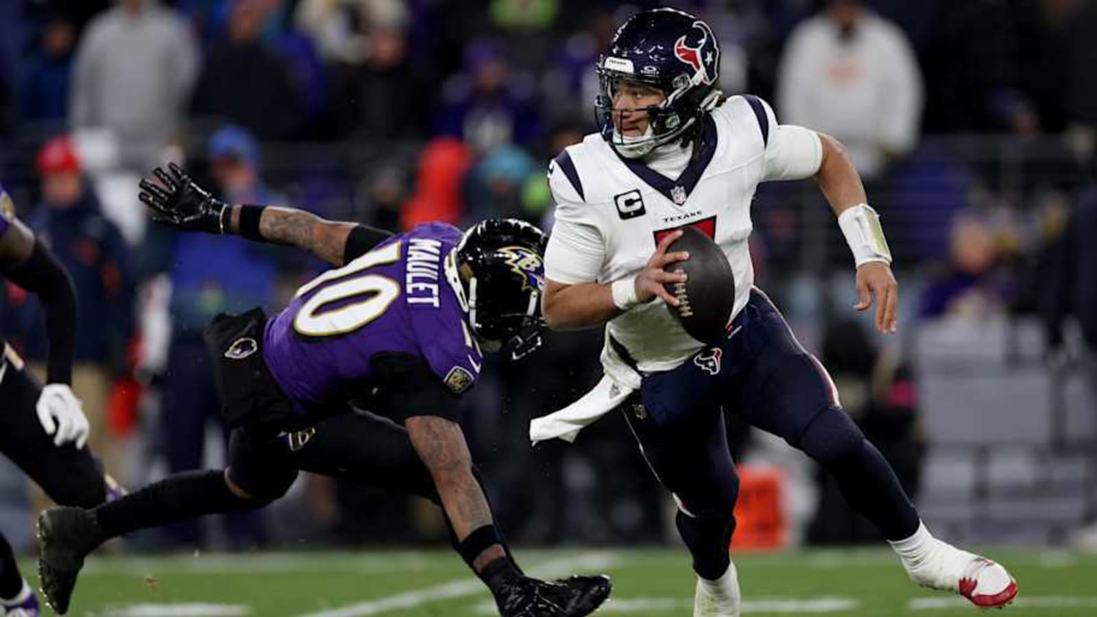 Who are the announcers and referees for Texans vs. Ravens today?