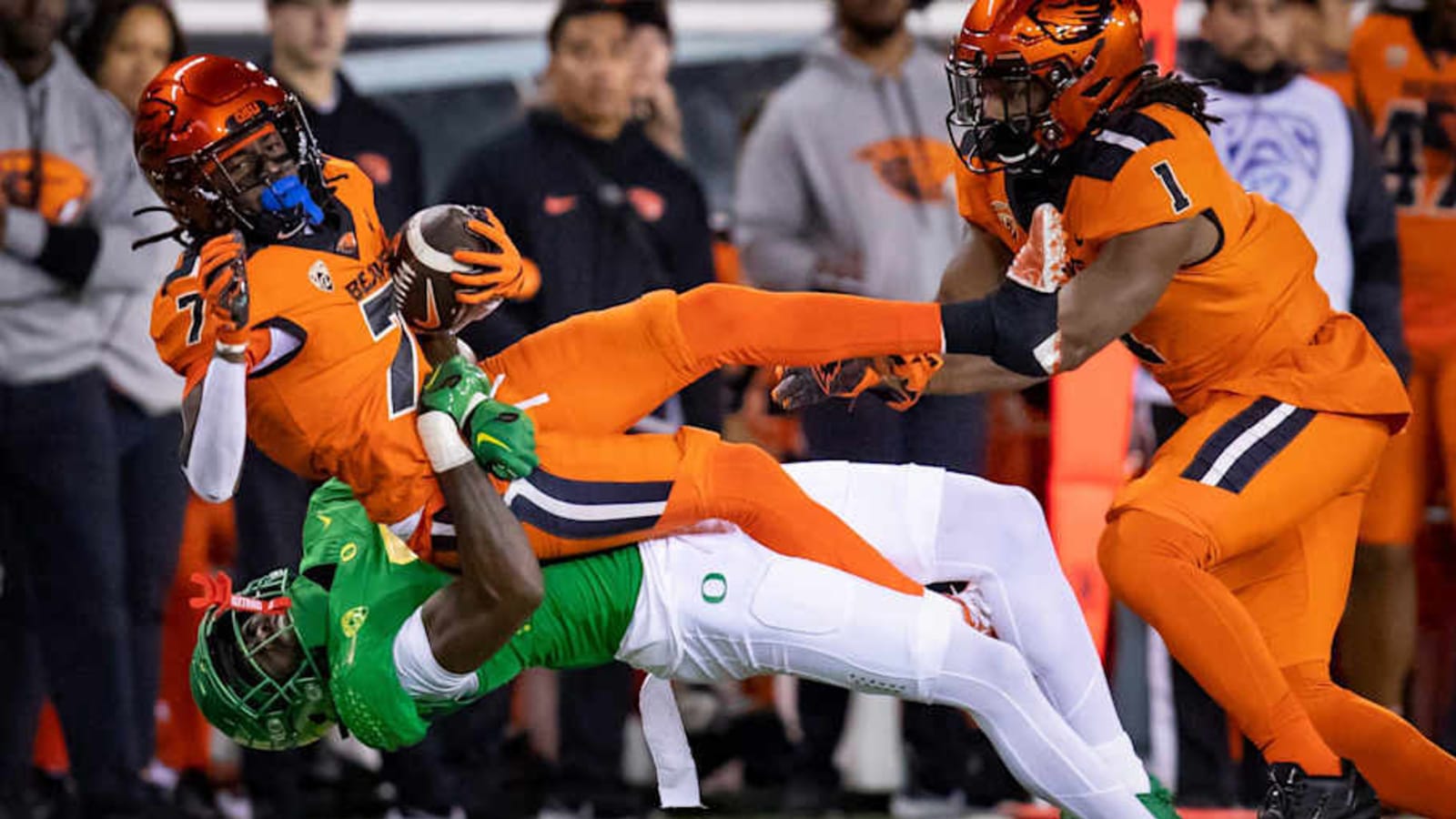 Texas Longhorns Receiver Silas Bolden Compares Oregon Ducks vs. Oregon State Rivalry