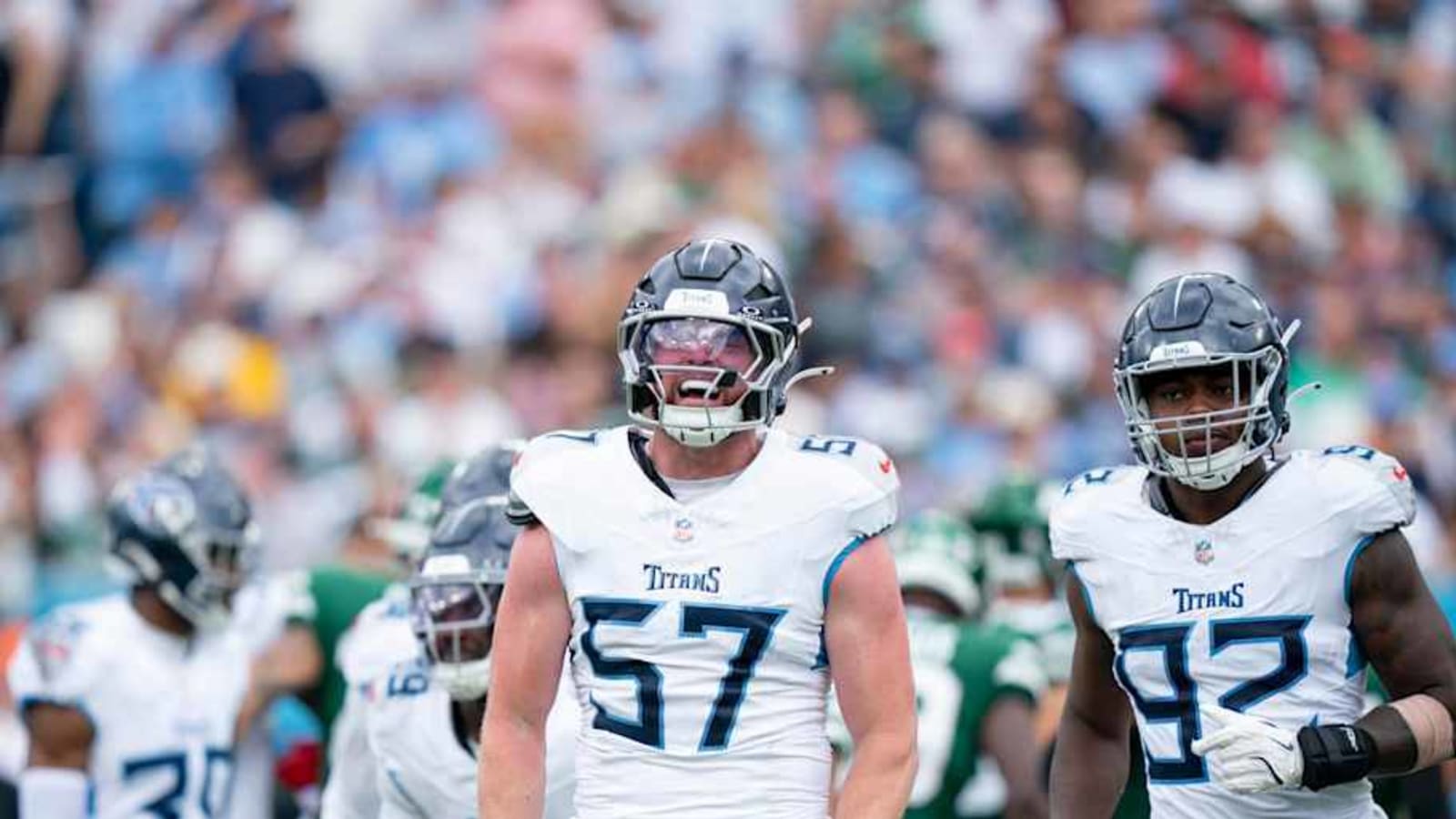 Titans LB Evaluated for Concussion