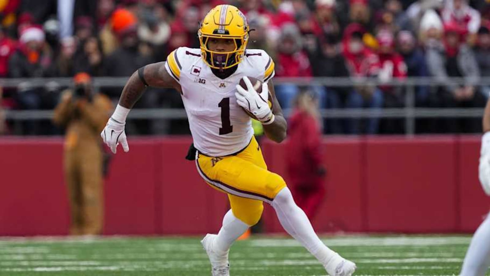Gophers&#39; Darius Taylor, Koi Perich say they&#39;ll return in 2025