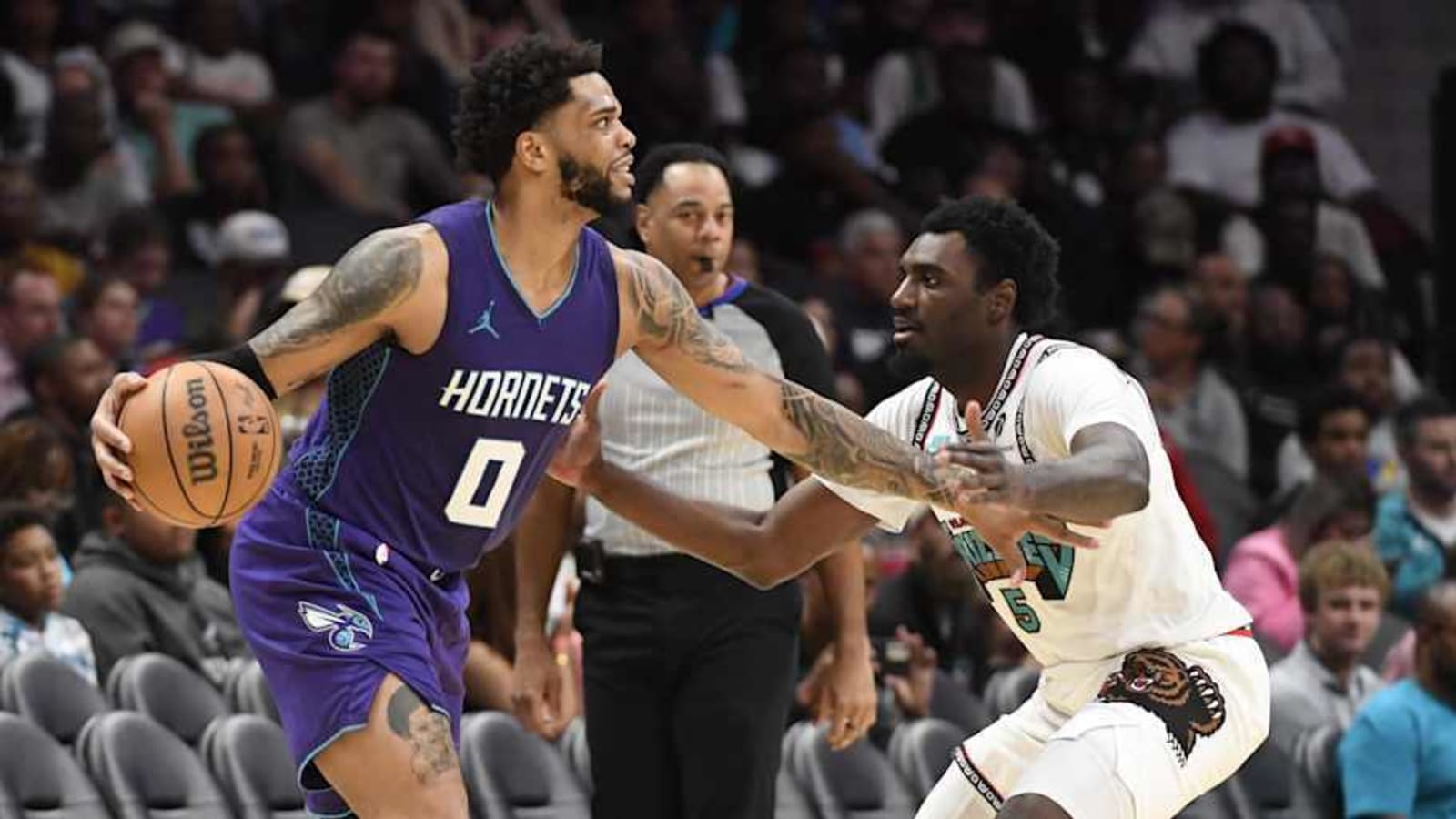 Miles Bridges vouches for KJ Simpson after scary Jaylen Wells foul