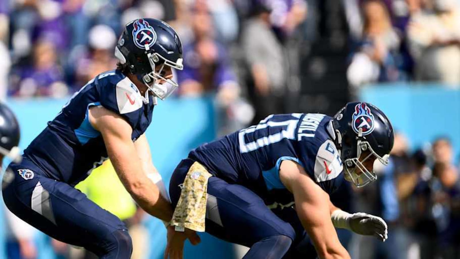 Titans Coach Baffled By O-Line Struggles