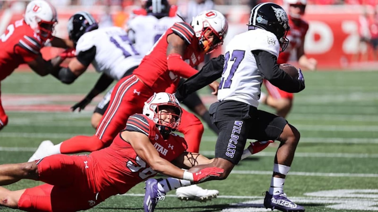 Utah defensive end Ka&#39;eo Akana enters transfer portal