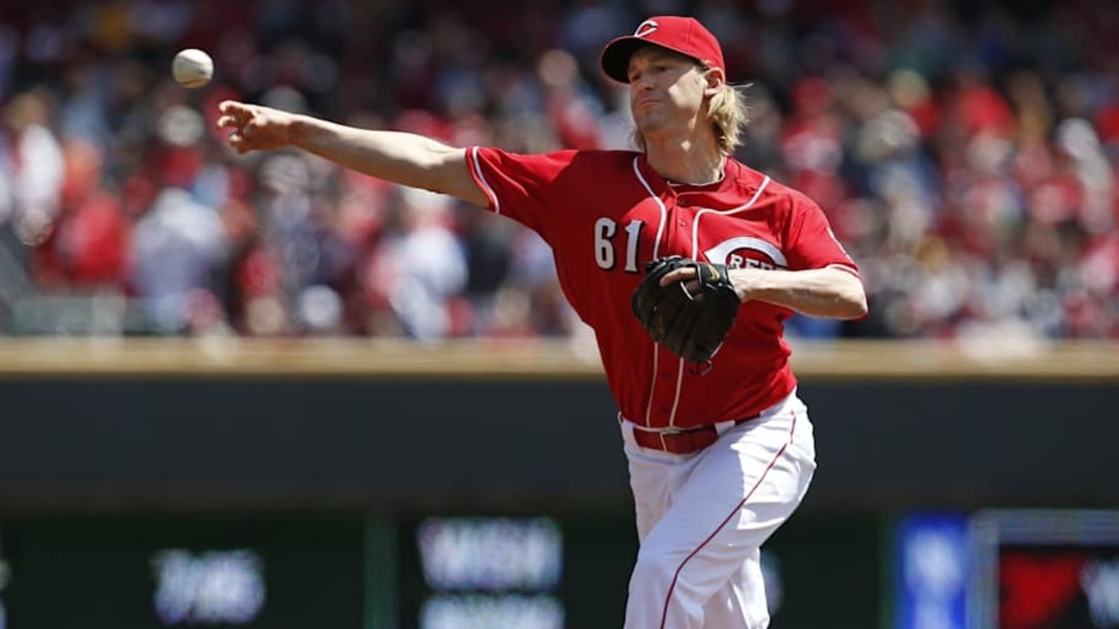 Former Reds Starting Pitcher Bronson Arroyo Revealed as Contestant on "The Masked Singer"