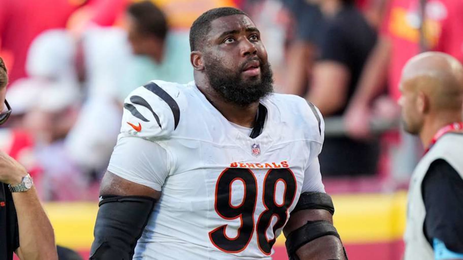 Perfect Fit Just Became Available for Texans&#39; Defense