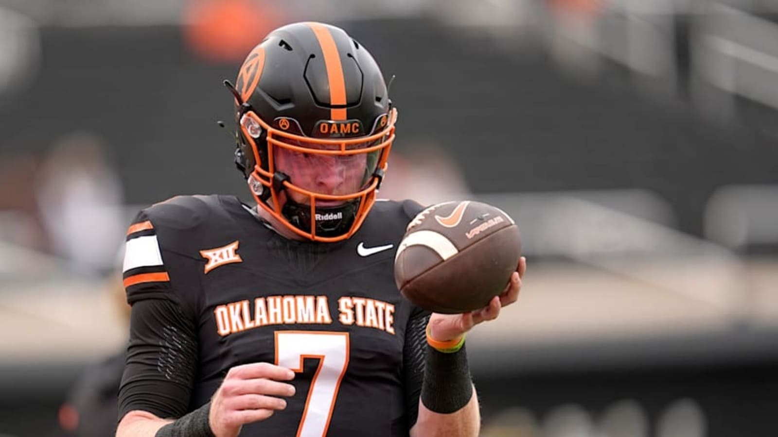 Oklahoma State Needs to Bench Alan Bowman Again
