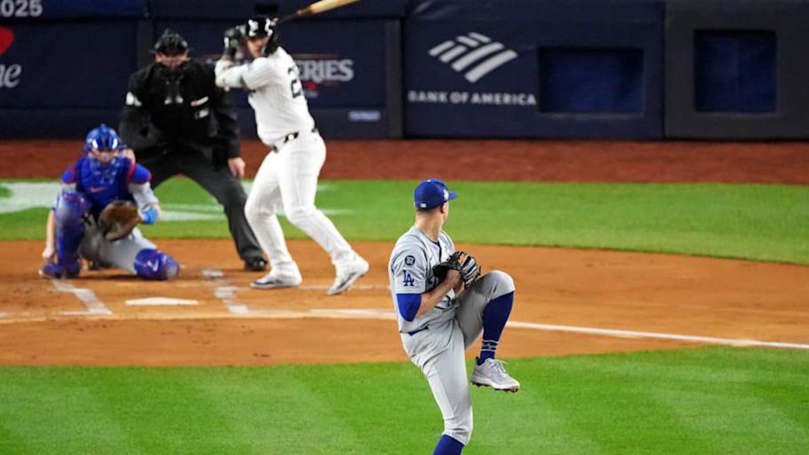Dodgers&#39; $63M All-Star Free Agent Predicted to Sign With LA&#39;s Biggest Rival